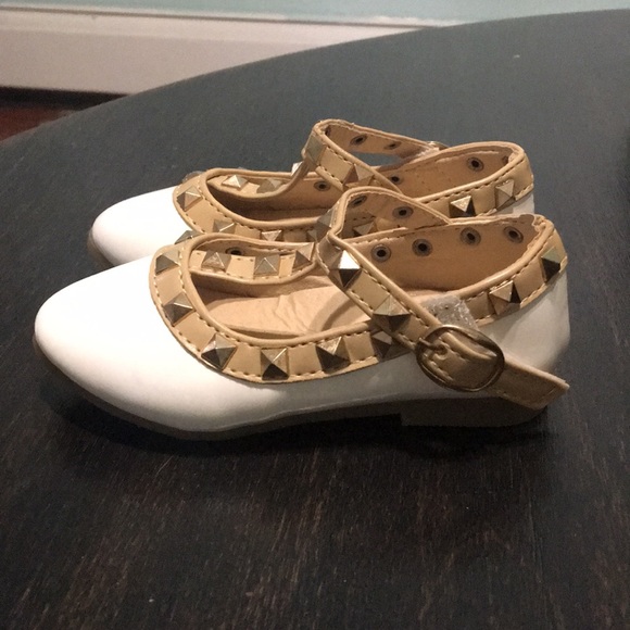 White make believe designer shoes lol - Picture 2 of 4